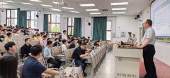 <b>系列演讲会为全校师生搭建了全面领会实空航天</b>